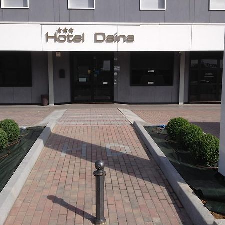 Hotel Daina Dalmine Exterior photo